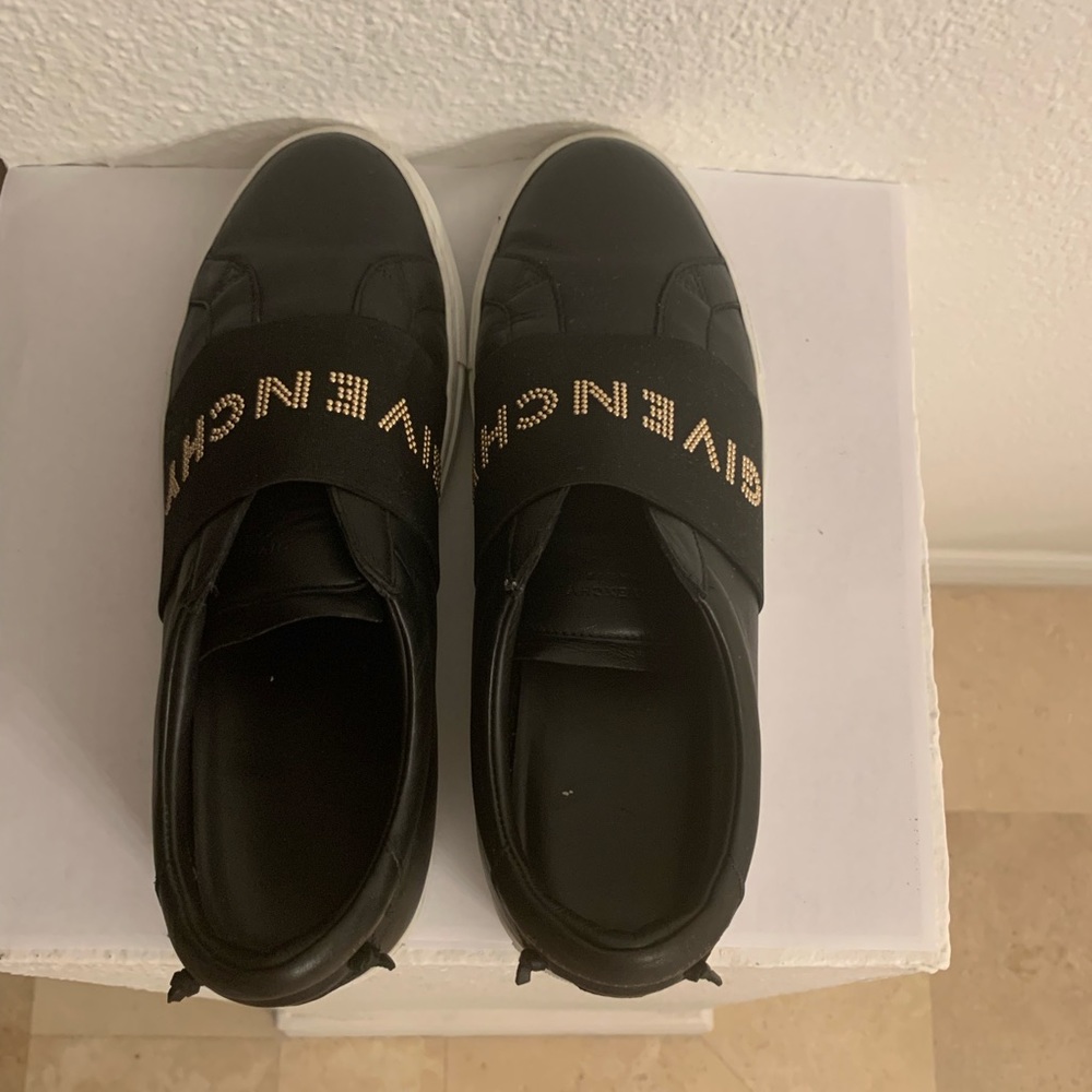 Givenchy Sneakers 41 View 3